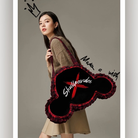 POP MART Handbags - Skullpanda Tell Me What You Want Series Shoulder Ruffled Bag